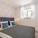Tina Stinjan Apartmán