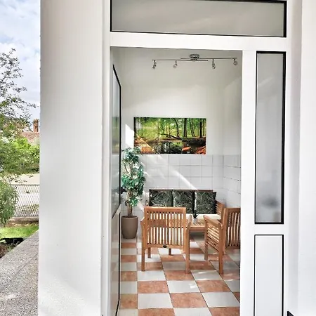 Tina Stinjan Apartmán