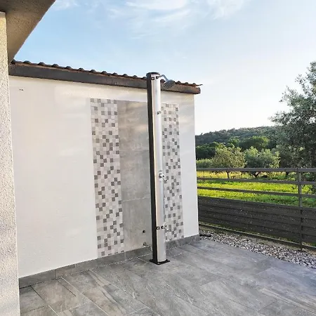 Apartmán Tina Stinjan *
