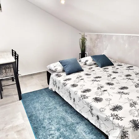 Apartmán Tina Stinjan *